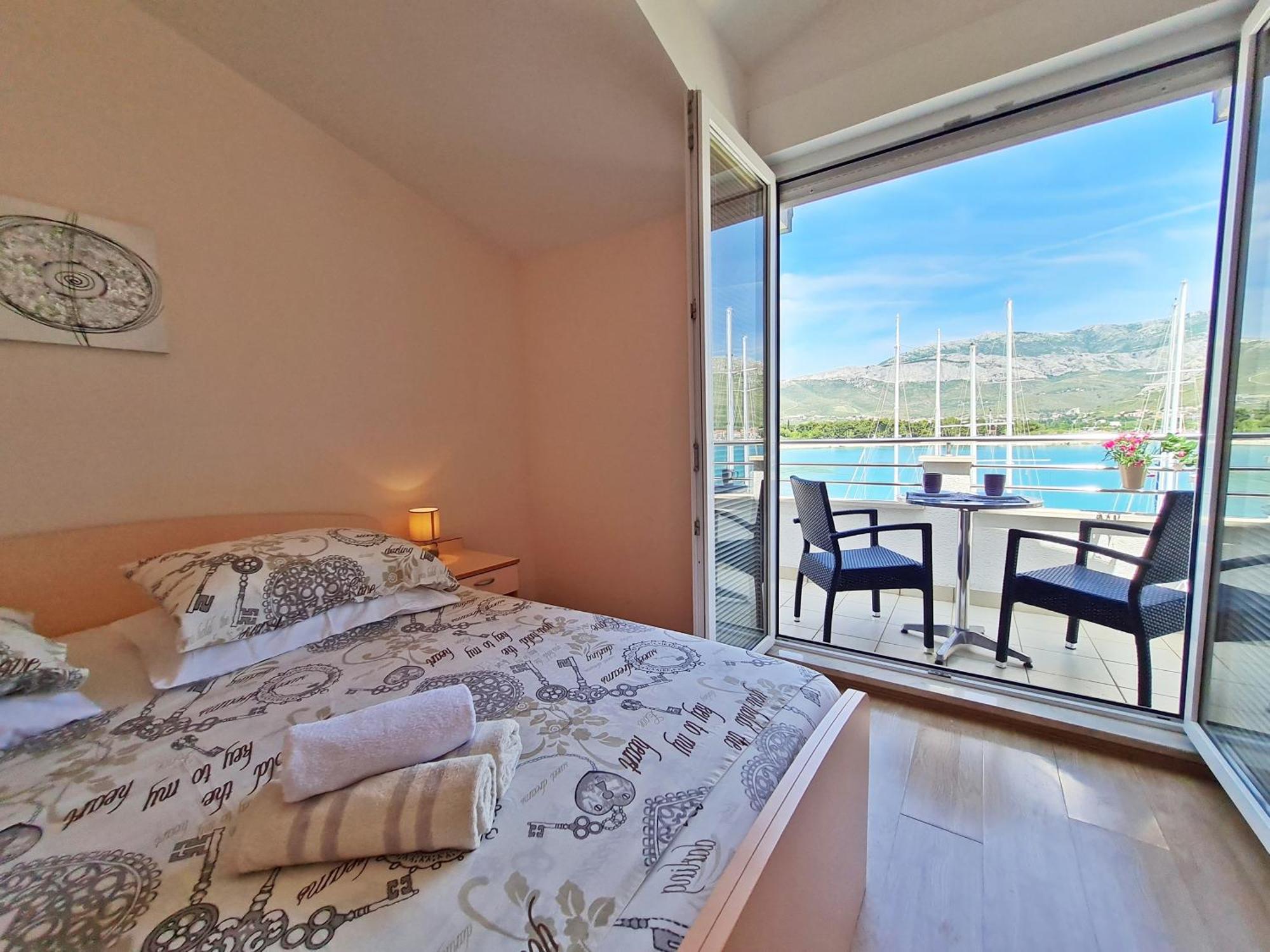 Rooms And Apartments Porat สโตเบรช ห้อง รูปภาพ